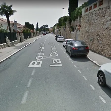 Apartament Le Rooftop 180 *